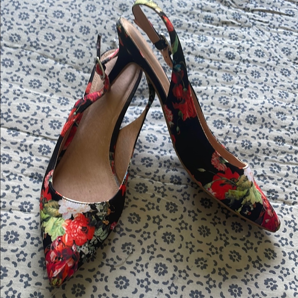 Halogen Black and Red Floral Heels
